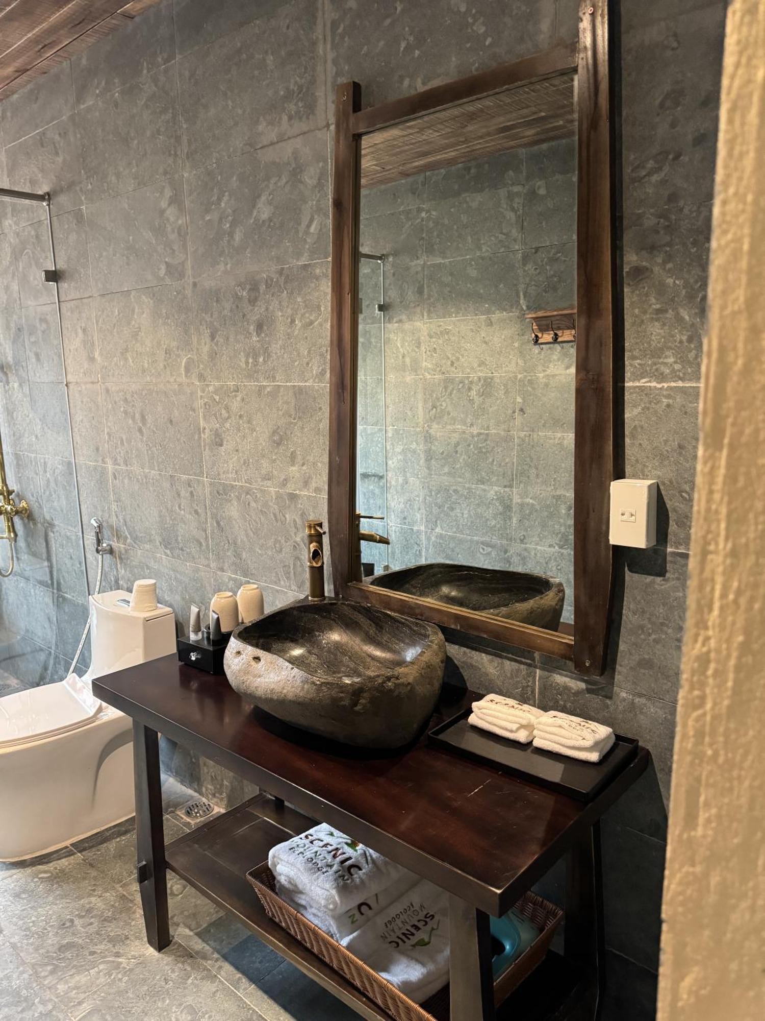 Scenic Mountain Ecolodge Νιν Μπιν Εξωτερικό φωτογραφία